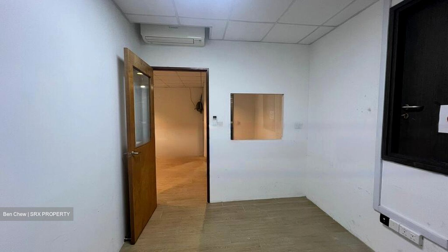 Novelty Techpoint (D19), Factory #466858451